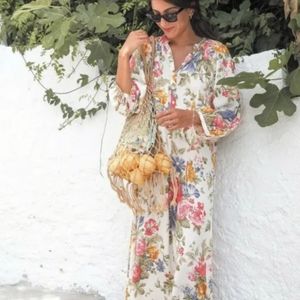 🌿 Zara Floral Long Sleeve Midi Dress